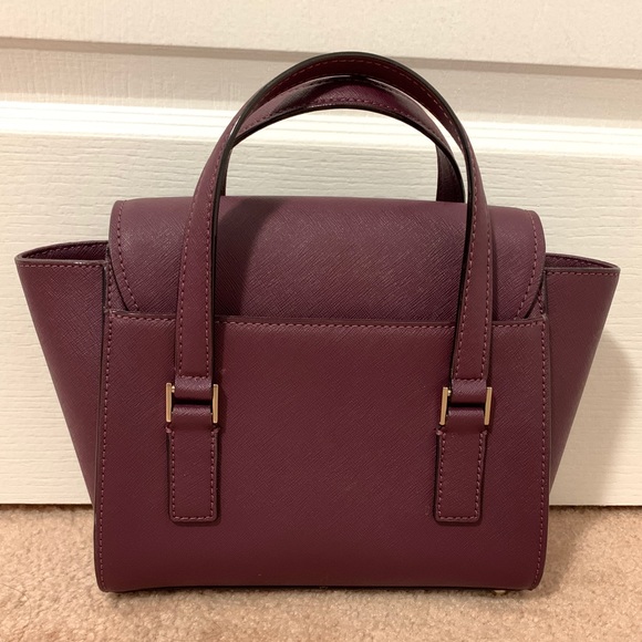 Kate Spade Crossbody Bag with Gold Chain - Picture 3 of 7